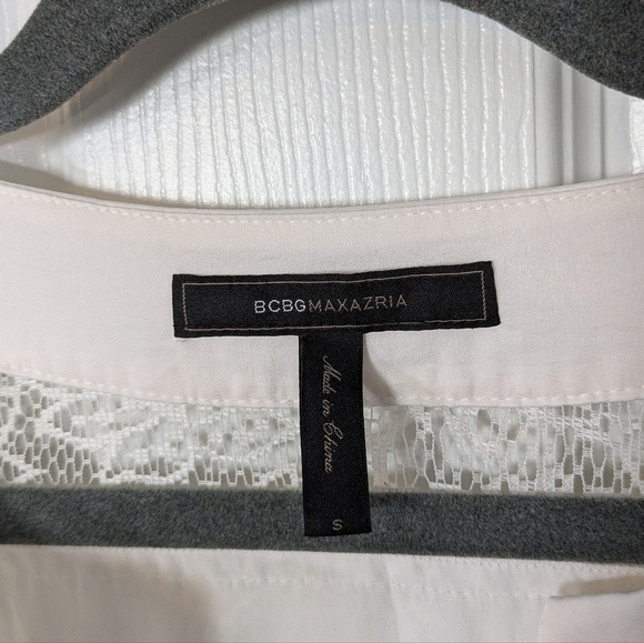 BCBGMaxazria Erid Gardenia White Lace Eyelet Striped Roll Tab Tunic Blouse Small - Picture 2 of 8